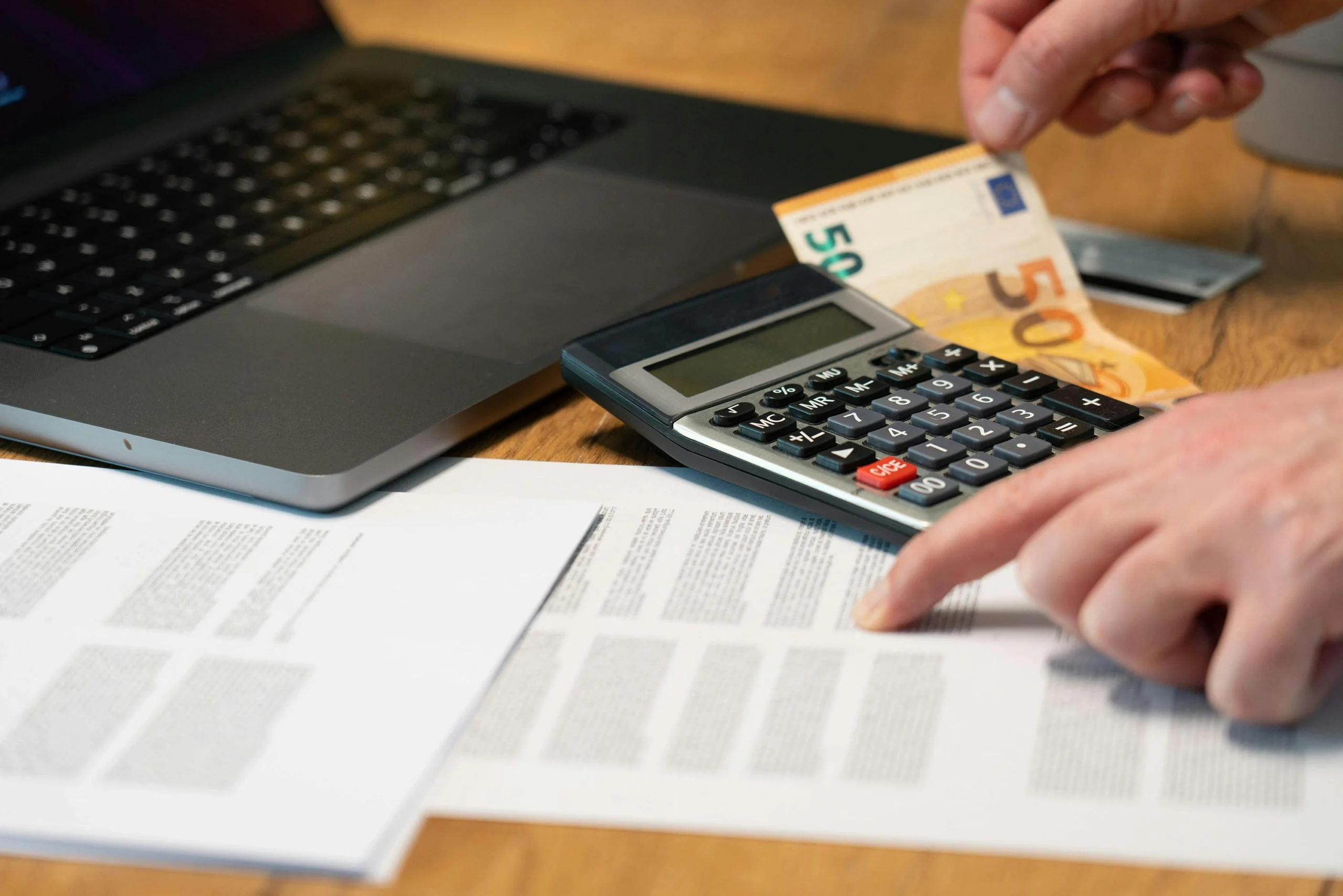 Who Needs Bookkeeping Services